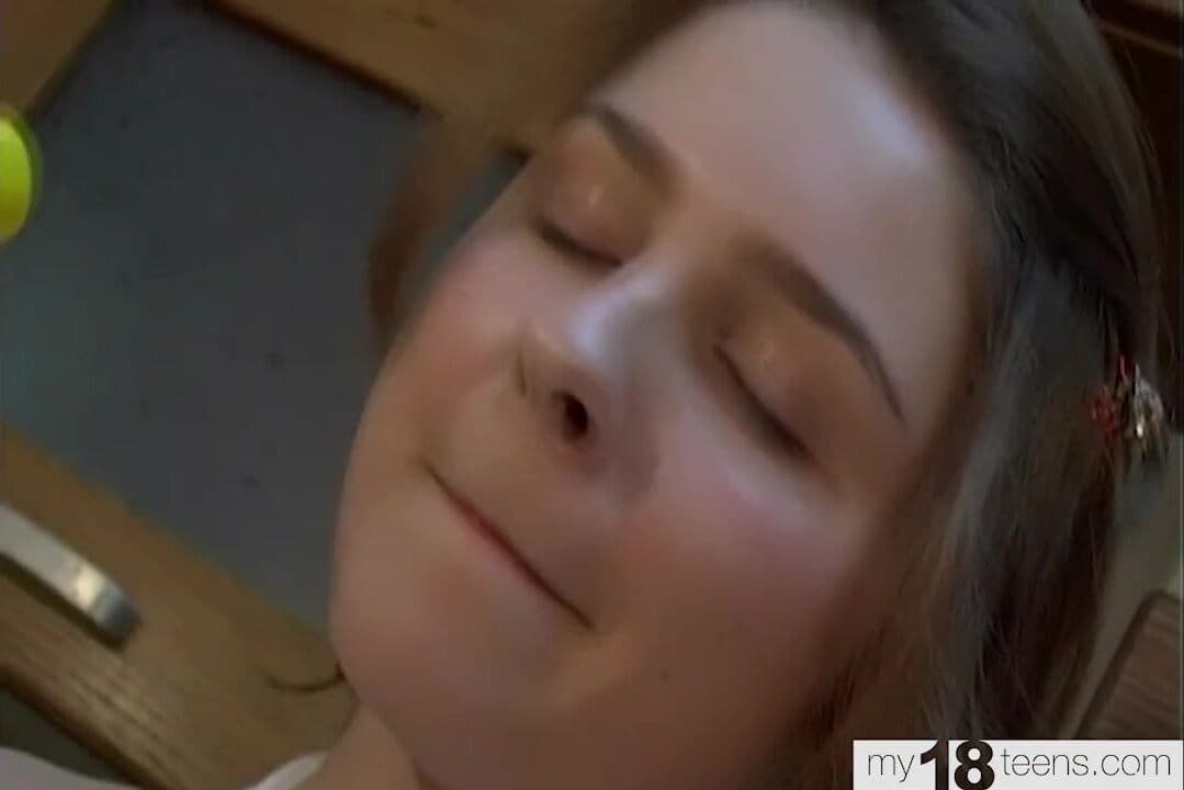 Sexy Student Play Pussy Sex Toy in the Kitchen - Amateur Solo